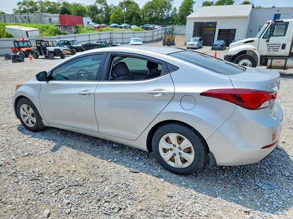 2016 HYUNDAI ELANTRA