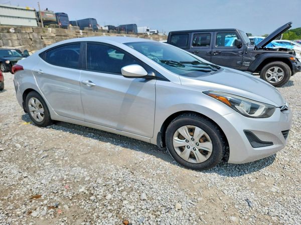 2016 HYUNDAI ELANTRA