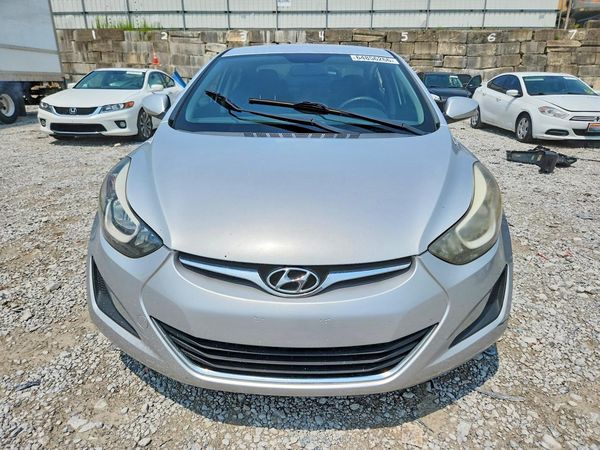 2016 HYUNDAI ELANTRA