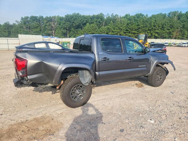 2018 TOYOTA TACOMA