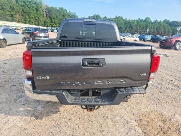 2018 TOYOTA TACOMA