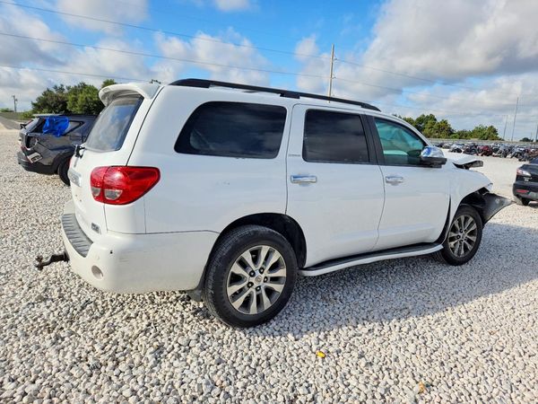 2016 TOYOTA SEQUOIA