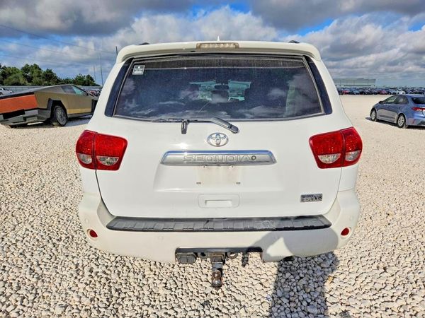 2016 TOYOTA SEQUOIA