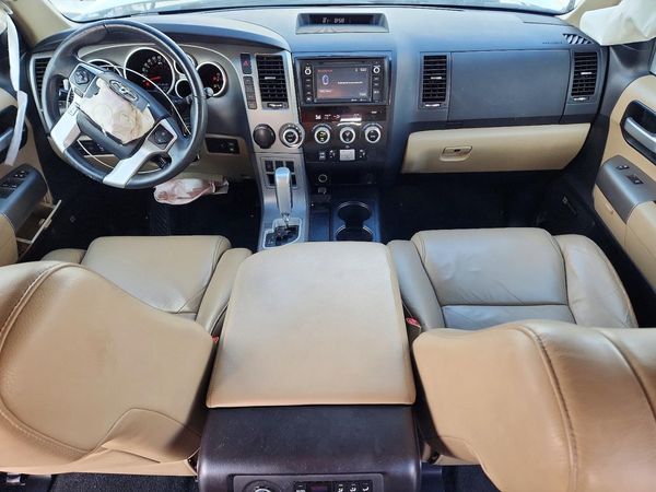 2016 TOYOTA SEQUOIA