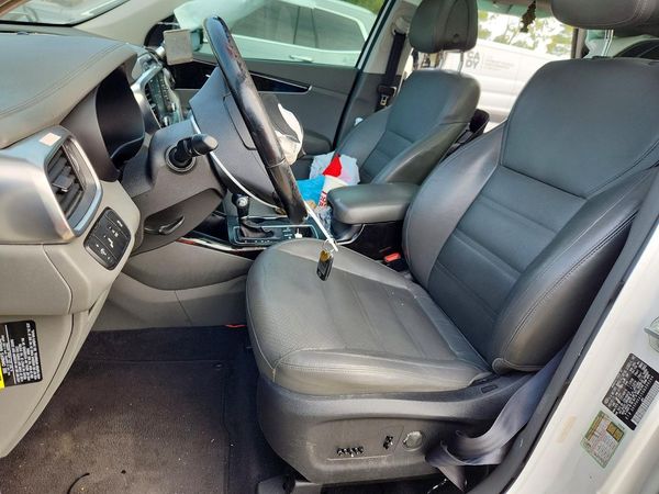 2016 KIA SORENTO EX — DENT