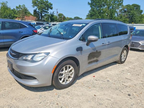 2021 CHRYSLER VOYAGER