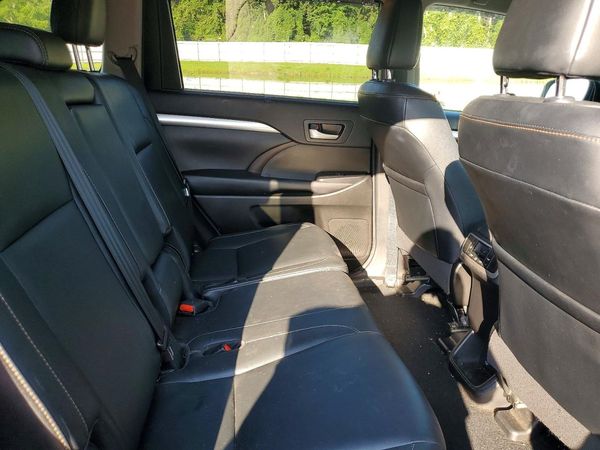 2018 TOYOTA HIGHLANDER SE/XLE