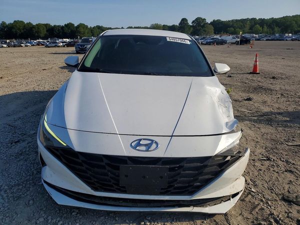 2021 HYUNDAI ELANTRA
