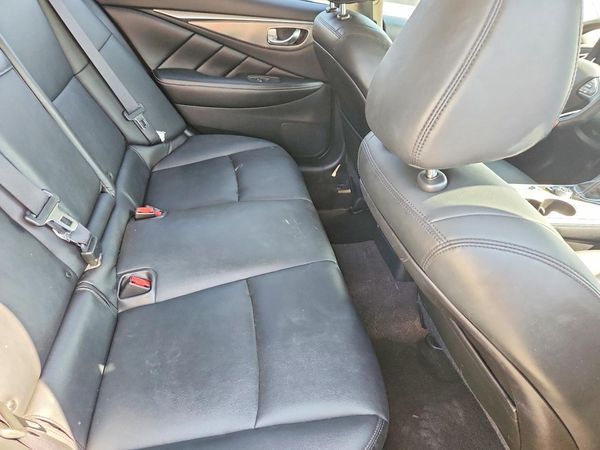 2017 INFINITI Q50