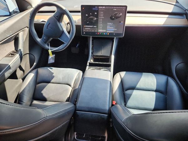2021 TESLA MODEL Y