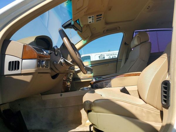 2012 BMW 7 SERIES