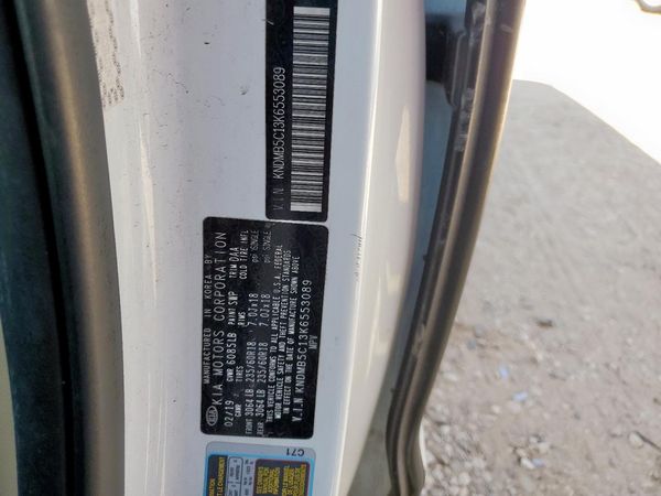 2019 KIA SEDONA
