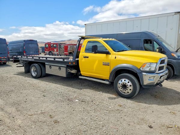 2018 RAM 5500 REG CAB CHASSIS