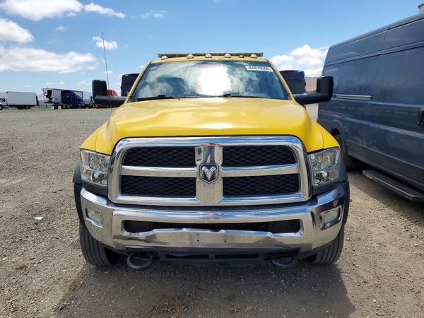 2018 RAM 5500 REG CAB CHASSIS