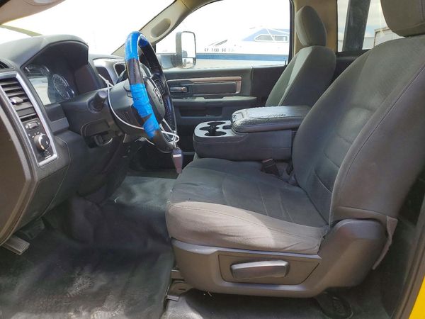 2018 RAM 5500 REG CAB CHASSIS