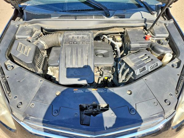 2017 CHEVROLET EQUINOX LT / FL — Engine bay