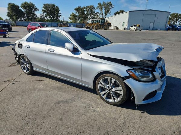 2018 MERCEDES-BENZ C