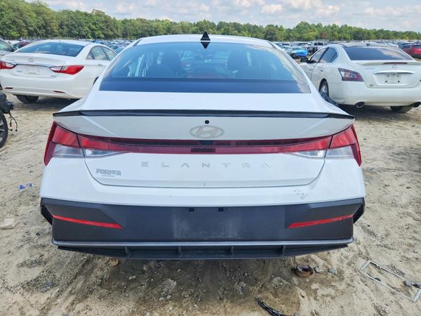 2025 HYUNDAI ELANTRA
