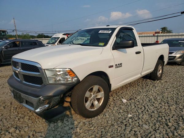 2015 RAM 1500 ST REG CAB 4X2