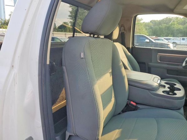 2015 RAM 1500 ST REG CAB 4X2