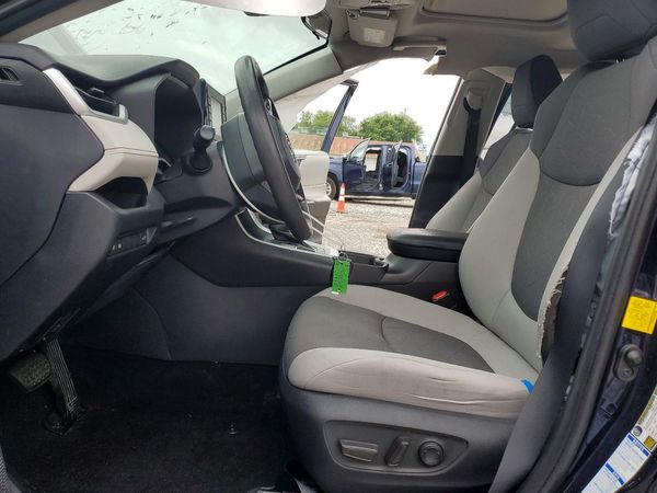 2019 TOYOTA RAV4 XLE / XLE Premium 4WD