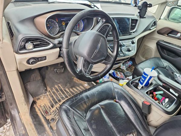 2017 CHRYSLER PACIFICA