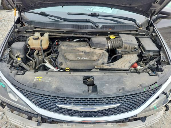 2017 CHRYSLER PACIFICA