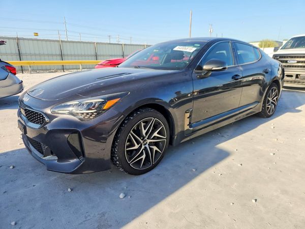 2022 KIA STINGER GT-Line