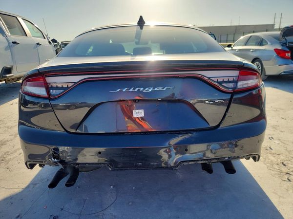 2022 KIA STINGER GT-Line