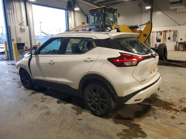 2022 NISSAN KICKS SV