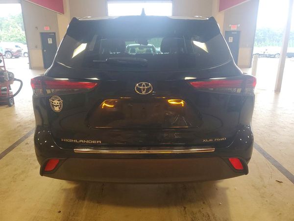 2021 TOYOTA HIGHLANDER