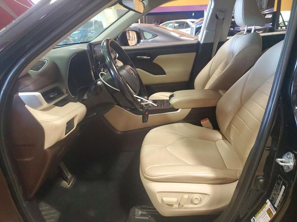 2021 TOYOTA HIGHLANDER