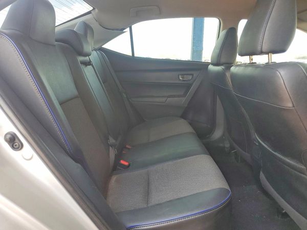 2017 TOYOTA COROLLA