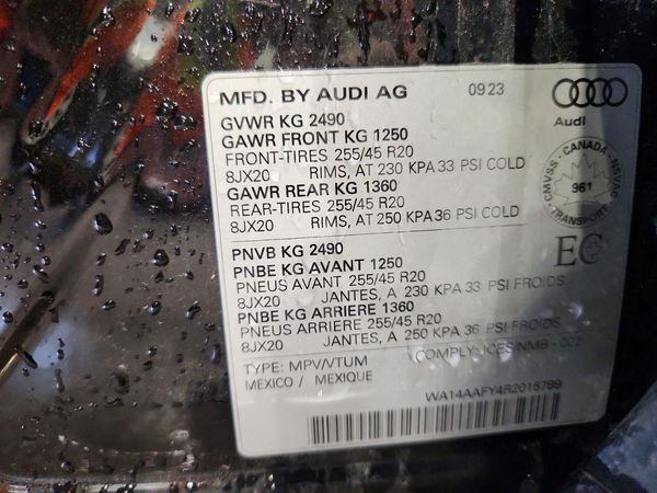 2024 AUDI Q5 S Line quattro Premium