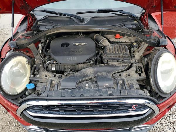 2017 MINI COOPER