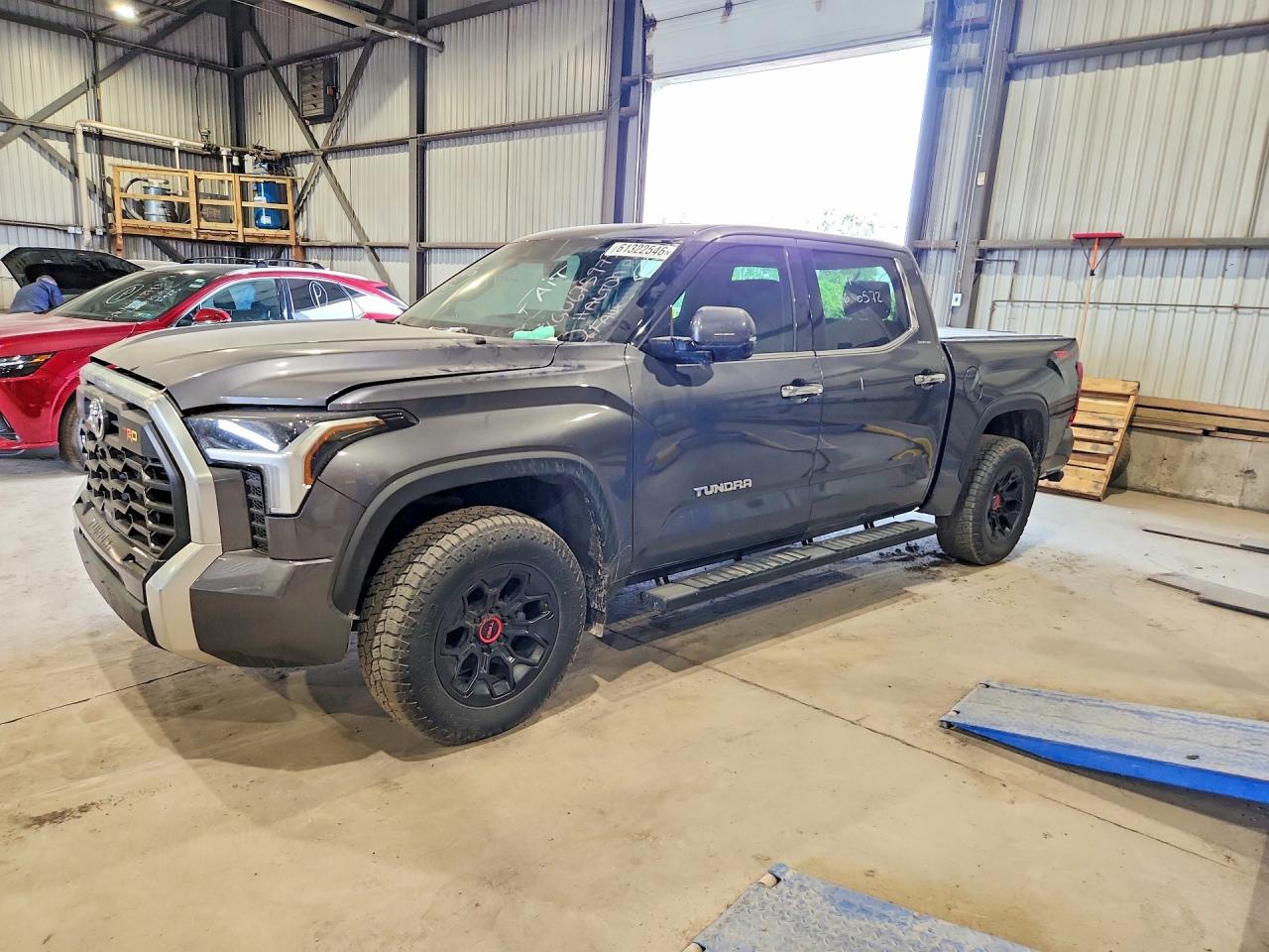 2023 TOYOTA TUNDRA