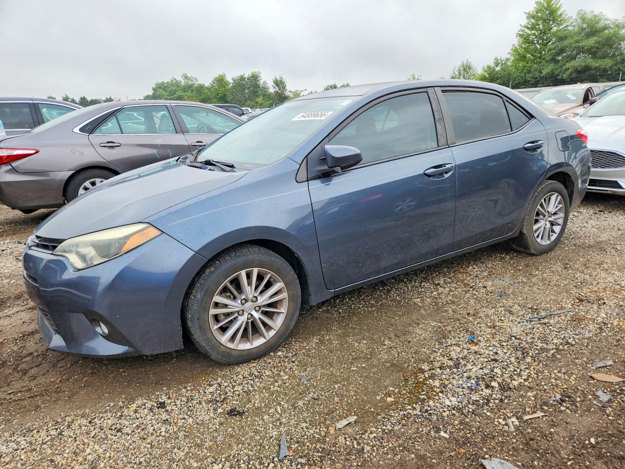 2015 TOYOTA COROLLA