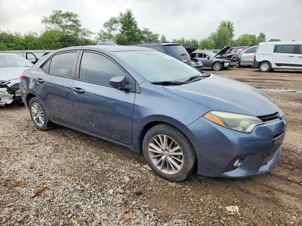 2015 TOYOTA COROLLA
