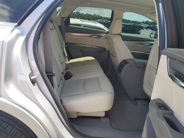 2018 CADILLAC XT5