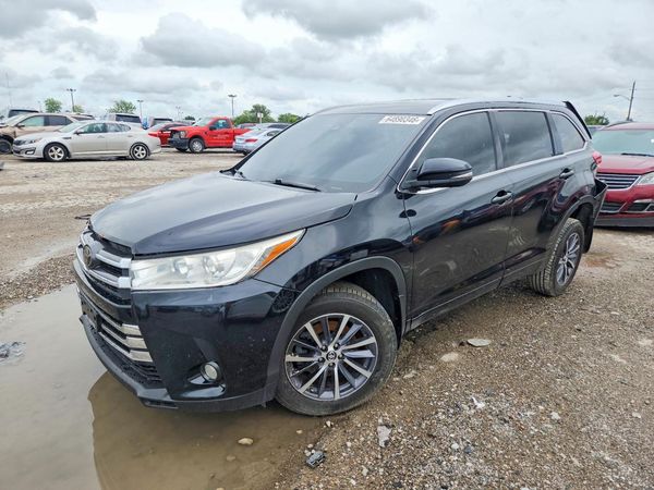 2017 TOYOTA HIGHLANDER SE/XLE