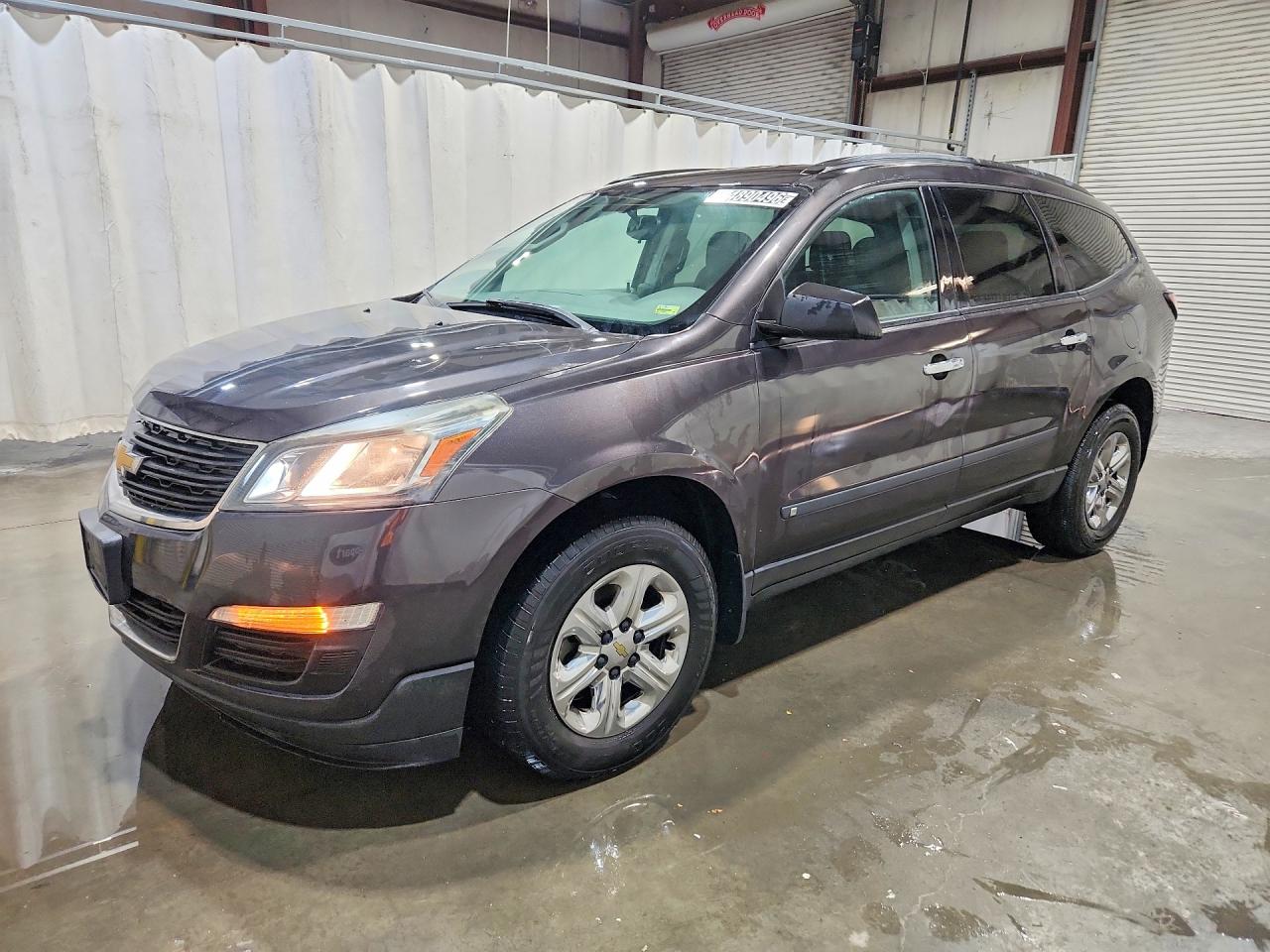 2016 CHEVROLET TRAVERSE LS