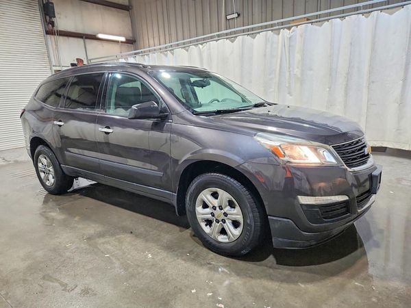 2016 CHEVROLET TRAVERSE LS