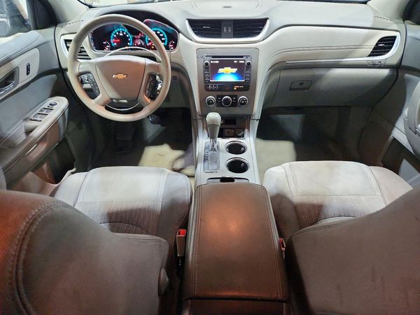 2016 CHEVROLET TRAVERSE LS