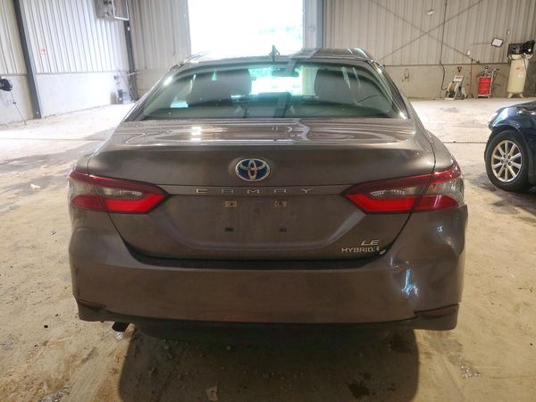 2022 TOYOTA CAMRY LE