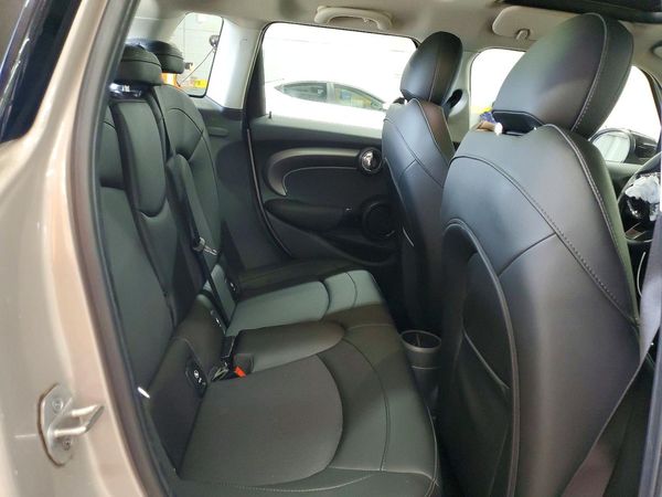 2022 MINI COOPER