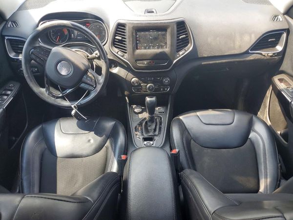 2019 JEEP CHEROKEE LATITUDE PLUS 4X4
