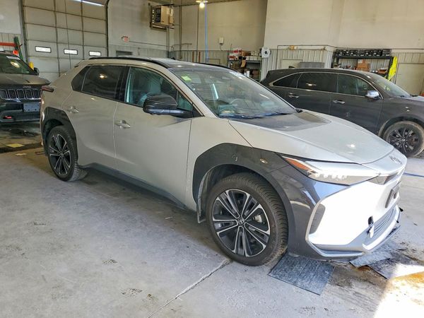 2024 TOYOTA BZ4X