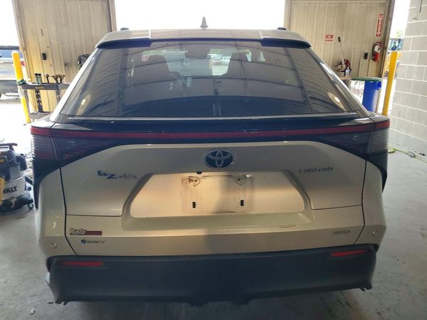 2024 TOYOTA BZ4X