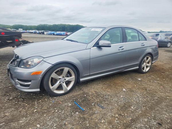 2014 MERCEDES-BENZ C
