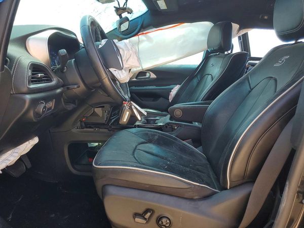 2021 CHRYSLER PACIFICA Limited